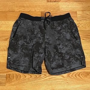 Lululemon lined workout shorts 5”